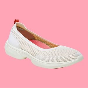 🆕 VIONIC KALLIE SLIP ON SNEAKER